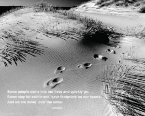 Foot Prints in the Sand Quotes http://www.allposters.com.au/-sp ...