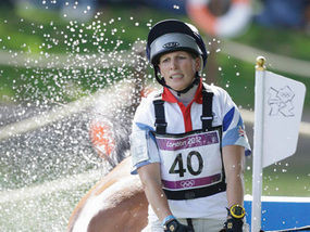 ZARA PHILLIPS IS JUMPING FOR GOLD TODAY