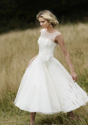Reminds me of Julia Roberts wedding dress in Runaway Bride