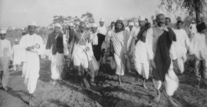 salt march, 1930, indians, gandhi, ahmadabad, arabian sea, british ...