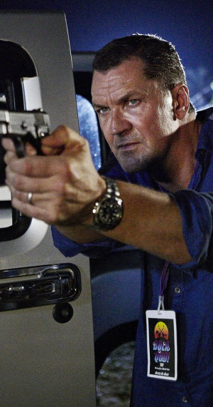 MV5BMjE5Nzc0MTcxMF5BMl5BanBnXkFtZTcwNjc1NzA4OQ@@._V1_SY1200_CR533,0 ...