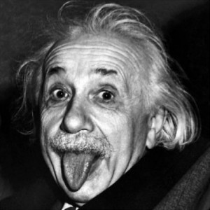 Albert Einstein vs. Sergio C. Fanjul