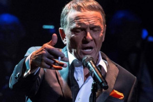 Sinatra impressionist could face legal showdown