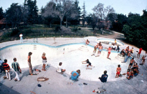 Skateboarding in the pool in Dogtown and Z-Boys – 2001