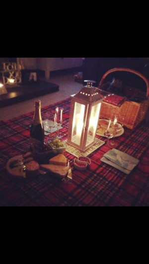 Perfect indoor picnic! Ok a must do this winter!! On a snowy day in ...
