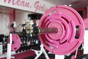 there's a women's gym that promotes heavy lifting and uses pink ...