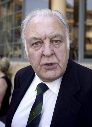 Donald Sinden Pictures