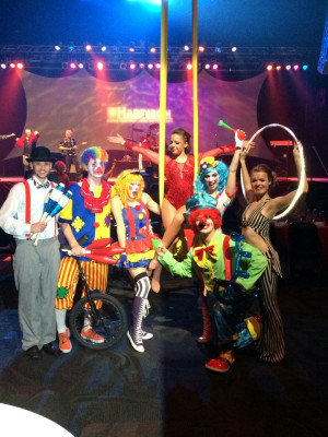 CIRCUS PERFORMERS