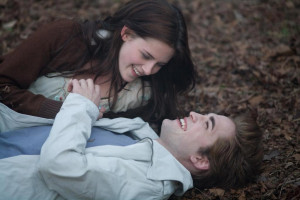 ... as Bella Swan and Robert Pattinson as Edward Cullen in Twilight