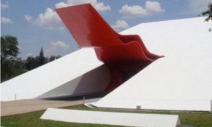 Oscar Niemeyer's Converse trainers contain a hidden message