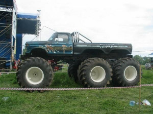 Monster mud trucks | monster mud trucks | Have you seen this 6×6 Ford ...