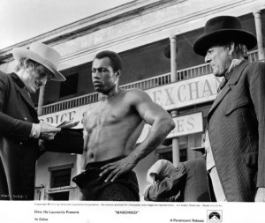 Perry King and Ken Norton at event of Mandingo (1975)