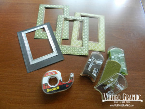 ... assemgling holiday cards using Quick Quotes Powder Puff Chalking Ink