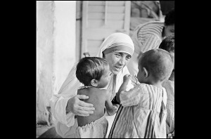 Mother Teresa Pictures With Children