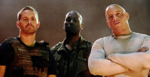 Paul Walker avec Tyrese Gibson et Vin Diesel sur le tournage de Fast ...