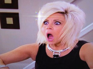 Long Island Medium Theresa Caputo answers viewers questions in Episode ...