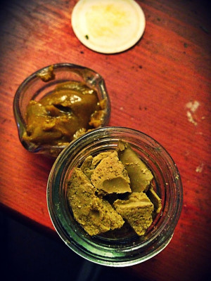 Bomb Gold Crumble. Dank wax dabs. 710#oil BHO Dabs. Wax: Cannabis Dab ...