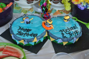 Minion Swim Party Cake: Swimming Parties Cake, Minions Swimming, Party ...