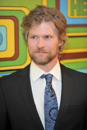 Home Todd Lowe Headhunter
