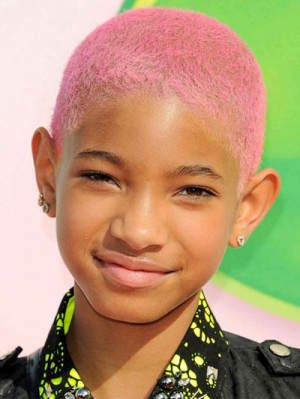 Willow Smith bald