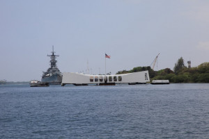Related Pictures arizona memorial and uss missouri at pearl harbor ...