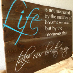 Rustic Distressed Reclaimed Pallet Wood Sign - Family Room Sign ...