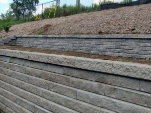 Stone Retaining Wall Design