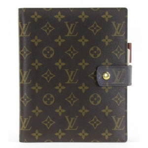 ... and Fabulous with Louis Vuitton Monogram Large Ring Agenda Cover