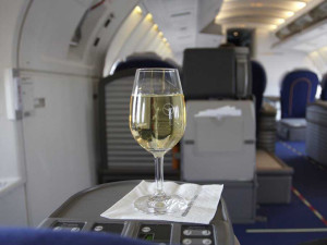 Here's why wine tastes different when you're on a plane - Yahoo ...