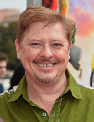 Dave Foley Pictures