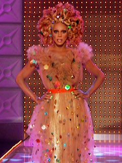RuPaul's Drag Race': The queens confuse couture with shoulder flair