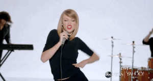 Taylor Swift Dismisses Haters in 'Shake It Off' Video