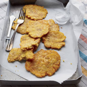 Fried Green Plantains // More Great Latin American Recipes: http://www ...