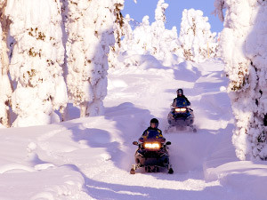 Opt for a Romantic Winter Break and search for the perfect moment ...