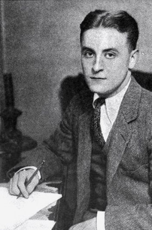 Scott-Fitzgerald-photo-from-early-1920s.jpg