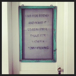 Quote on window screen