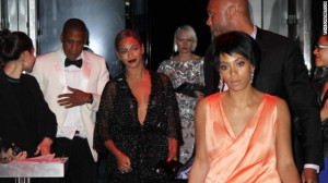 ... Beyonce, and her sister leaving the party. Here's what photographers