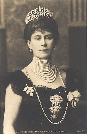 Mary Queen of England Jewels