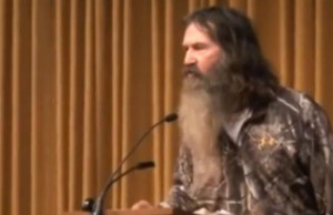 Duck Dynasty': Phil Robertson Anti-Gay Sermon Surfaces (Video)