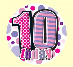10th Birthday Badge - Pink dots