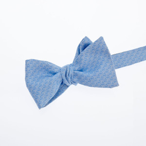 Vineyard Vines Whale Outline Bow Tie