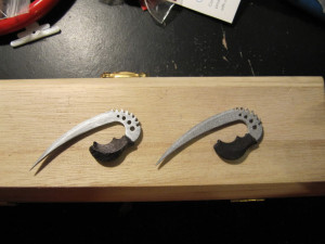 Riddick Sabre Claw knives 2.0