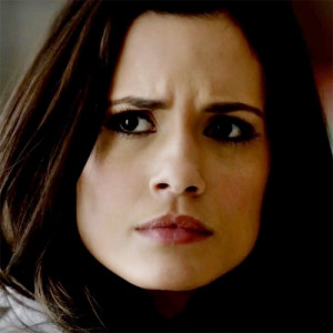... Characters » Dr. Meredith Fell – Torrey DeVitto »Meredith-TVD-028