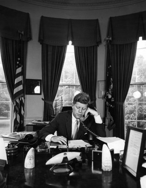 JFK Picture in the oval office for pizza quotes post