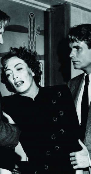 MV5BMjMxNTU4NjIzOF5BMl5BanBnXkFtZTcwNDI2MzMyNw@@._V1_SY1200_CR475,0 ...