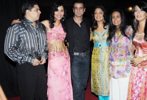 Exclusive Pictures (24) of Ronit Roy