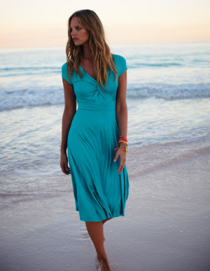 FOLLOW ON BLOGLOVIN' | FOLLOW ON TWITTER