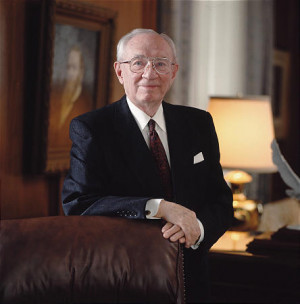 LDS President Gordon B. Hinckley dies at age 97