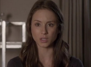 Spencer Hastings - Who's in the Box? - Pretty Little Liars recap for ...
