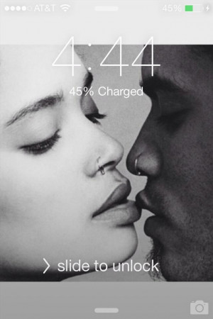 ... see this... Quote this with your lockscreen Lisa Bonet & Lenny Kravitz